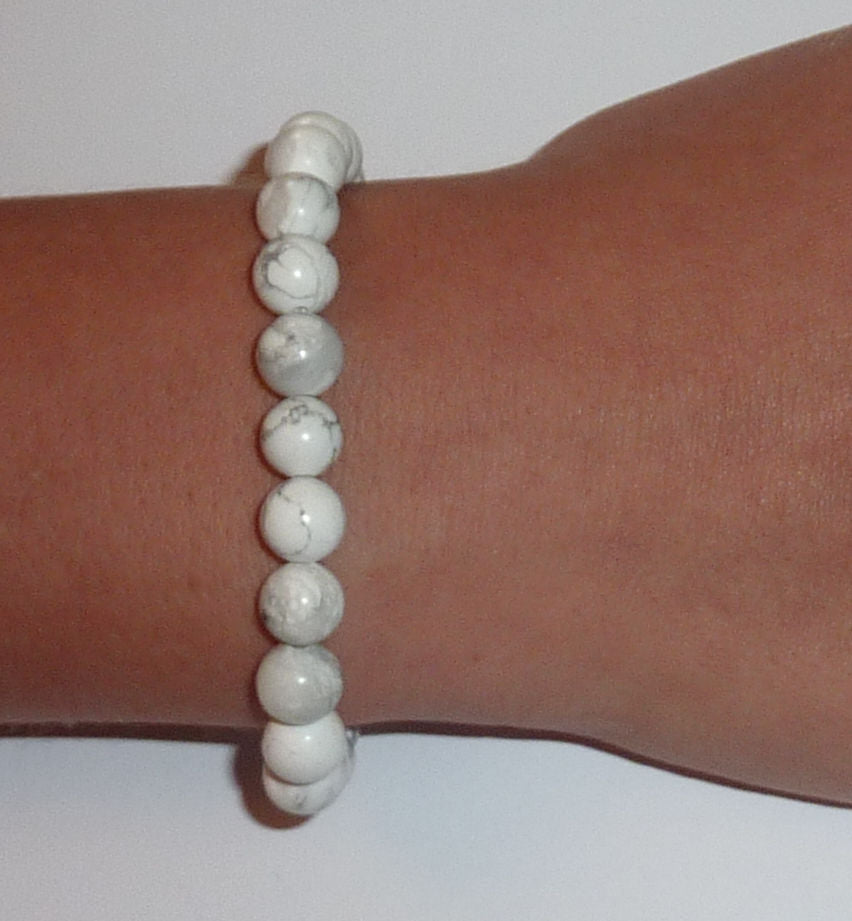 Peaceful Howlite Bracelet - With God All Things Are Possible