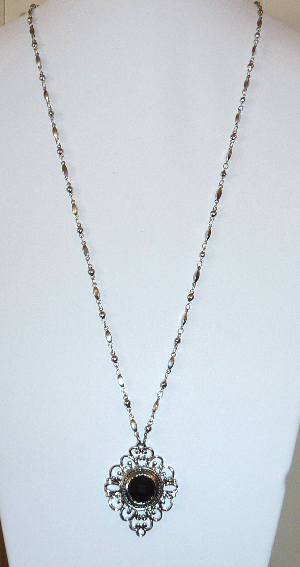 Snap Necklace Pendant Lanyard - NON Breakaway (Decorative)