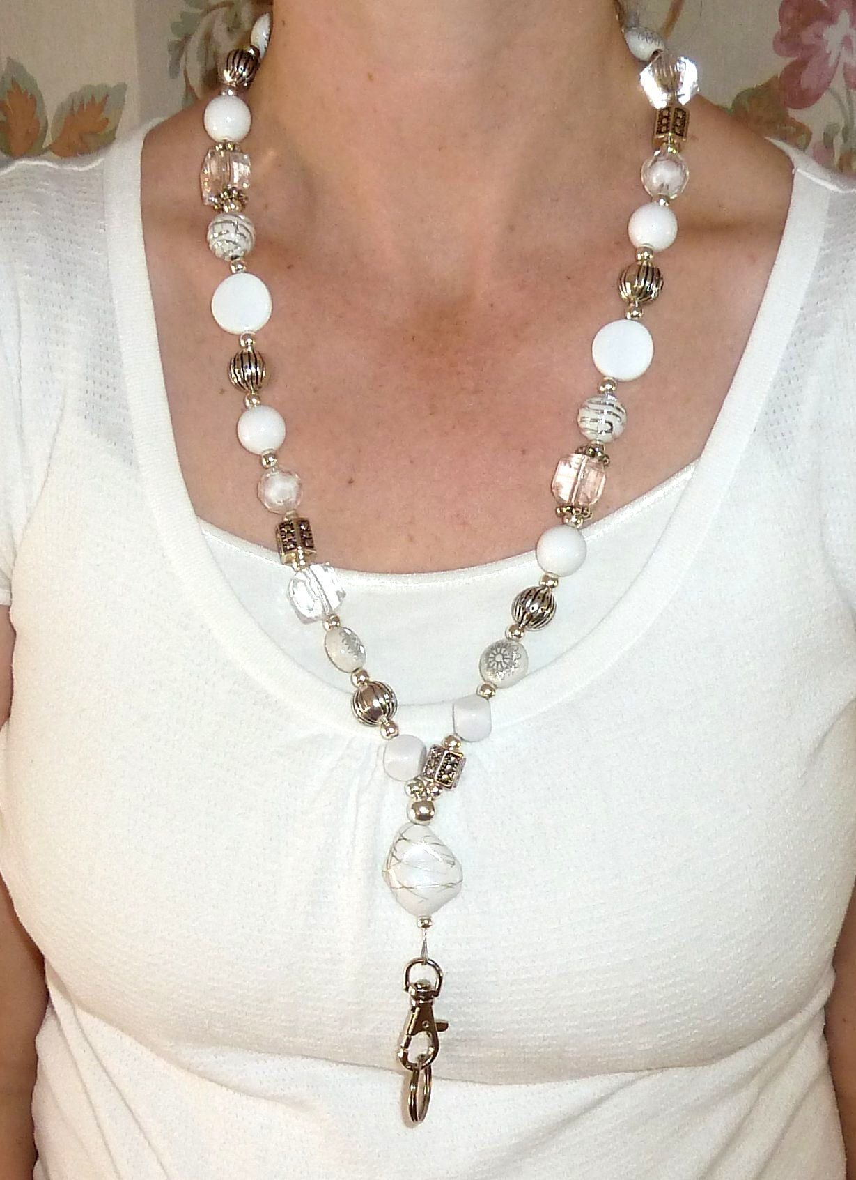 Chunky White Fashion Lanyard with break away magnetic clasp